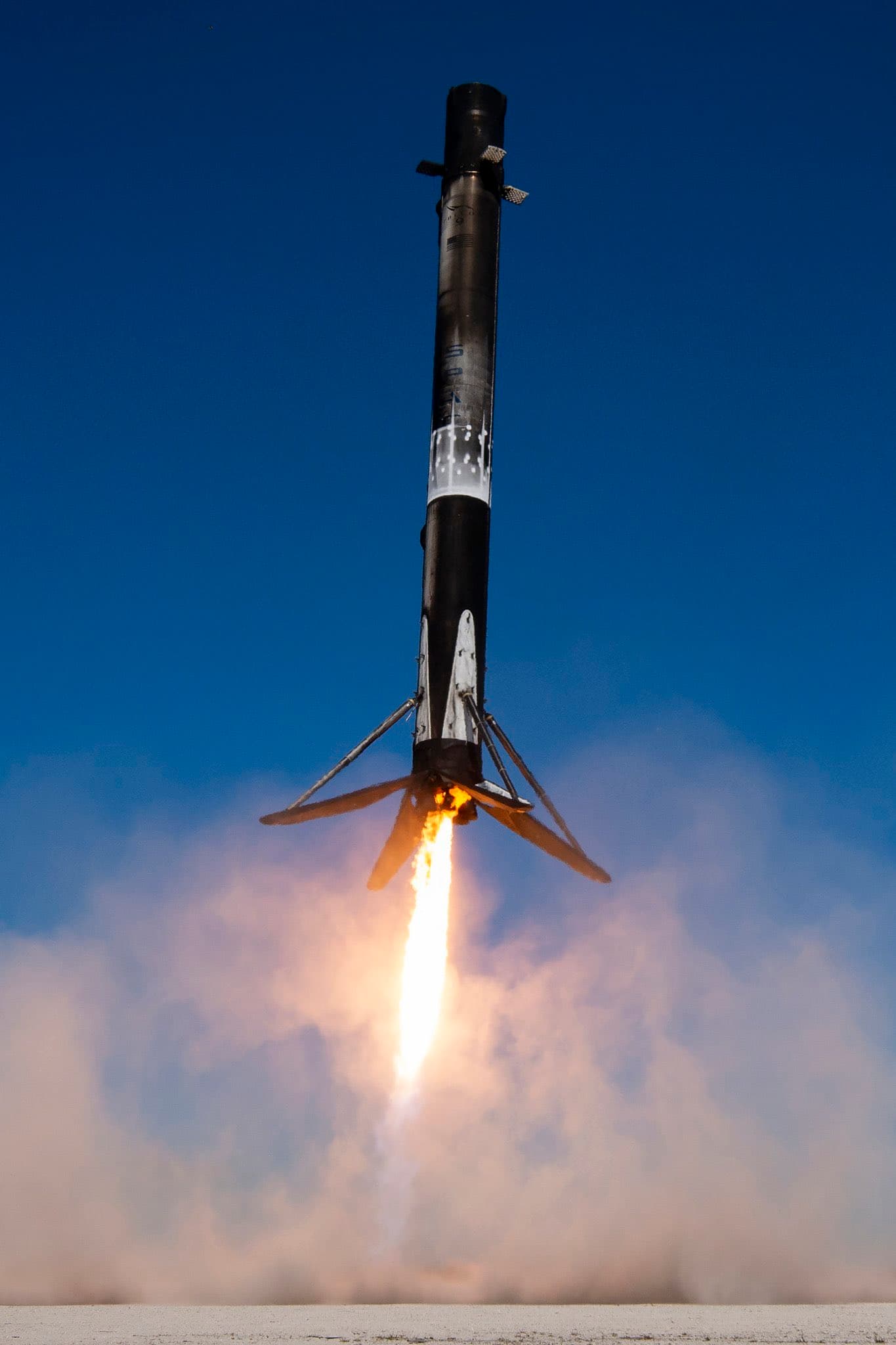B1077