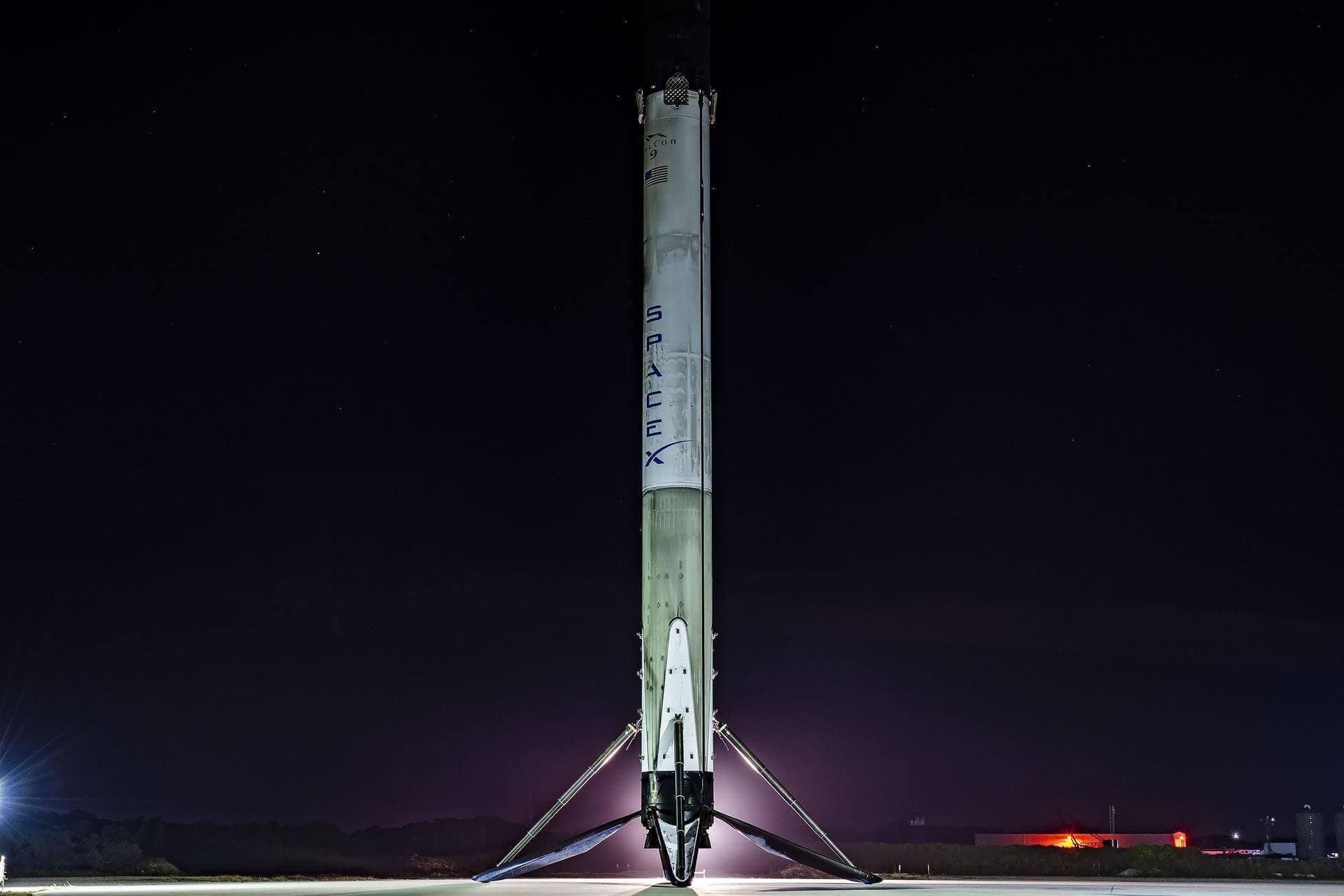 B1081